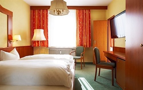 נירנברג Hotel Marienbad מראה חיצוני תמונה