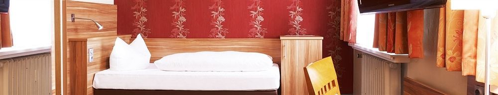 נירנברג Hotel Marienbad מראה חיצוני תמונה