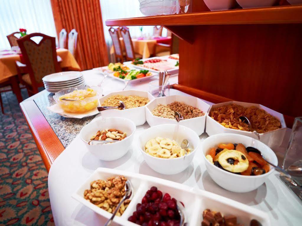 נירנברג Hotel Marienbad מסעדה תמונה